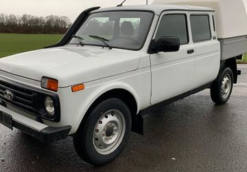 Lada Niva 14.200 km 12.900 &euro; Frechen 50226