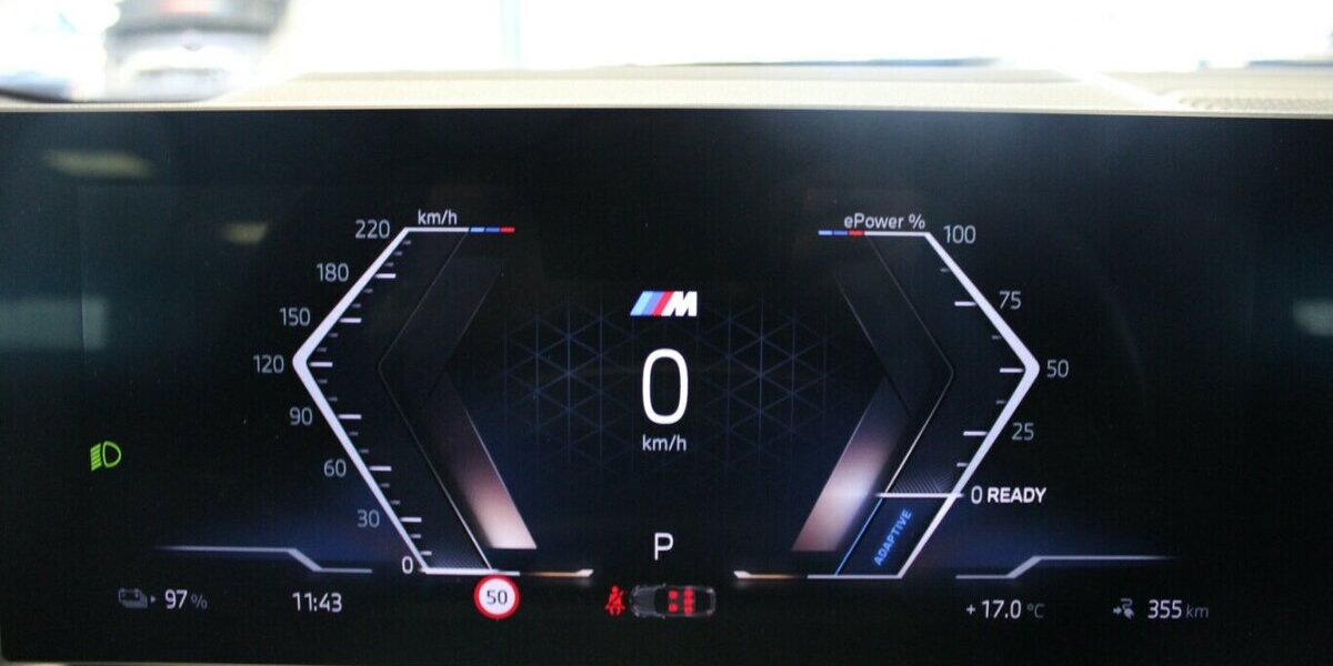 BMW i4 eDrive 40 Gran Coupe M Sport - Head-Up - 22.177 km 45.480 &euro; Euskirchen 53881