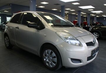 Toyota Yaris 109.320 km 5.780 &euro; Euskirchen 53881