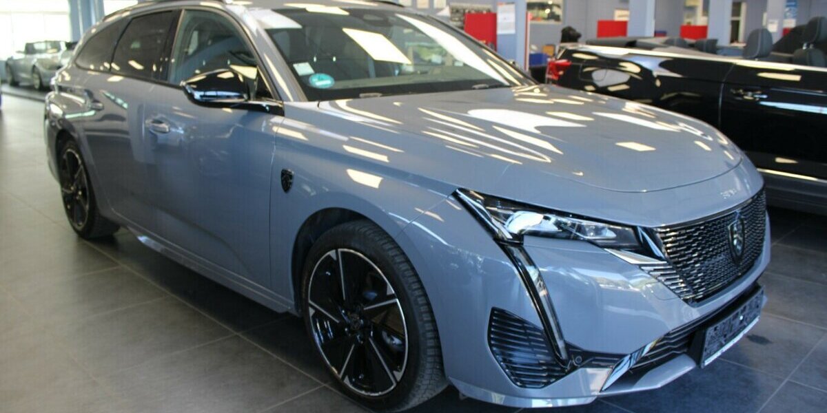 Peugeot e-308 SW Elektro 156 GT 4.919 km 28.980 &euro; Euskirchen 53881
