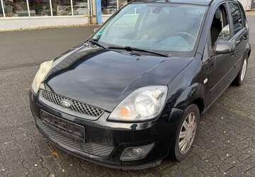 Ford Fiesta 238.000 km 590 &euro; Köln-Poll (ARAL Tankstelle ) 51105