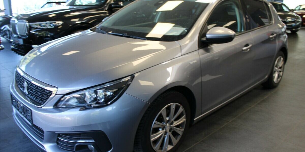 Peugeot 308 PureTech 130 GPF Style 81.569 km 11.980 &euro; Euskirchen 53881
