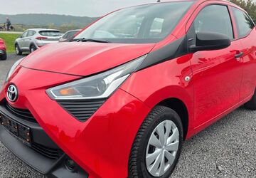 Toyota Aygo (X) 12.000 km 10.990 &euro; Oberwinter 53424