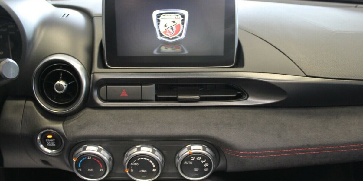 Abarth 124 Spider Serie 0 Turismo 1.4 MultiAir Turbo 70.944 km 23.980 &euro; Euskirchen 53881