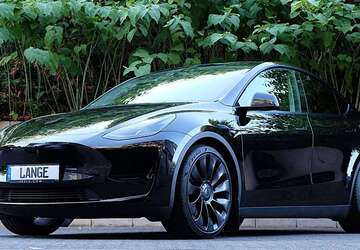 Tesla Model Y 59.632 km 42.600 &euro; Köln 50996