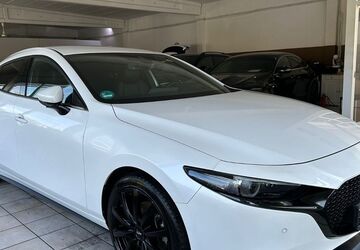Mazda 3 81.000 km 17.500 &euro; Bonn 53119
