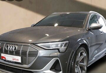 Audi e-tron 11.050 km 48.450 &euro; Meckenheim / Bonn 53340