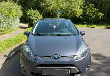 Ford Fiesta 131.000 km 2.850 &euro; Bonn 53121
