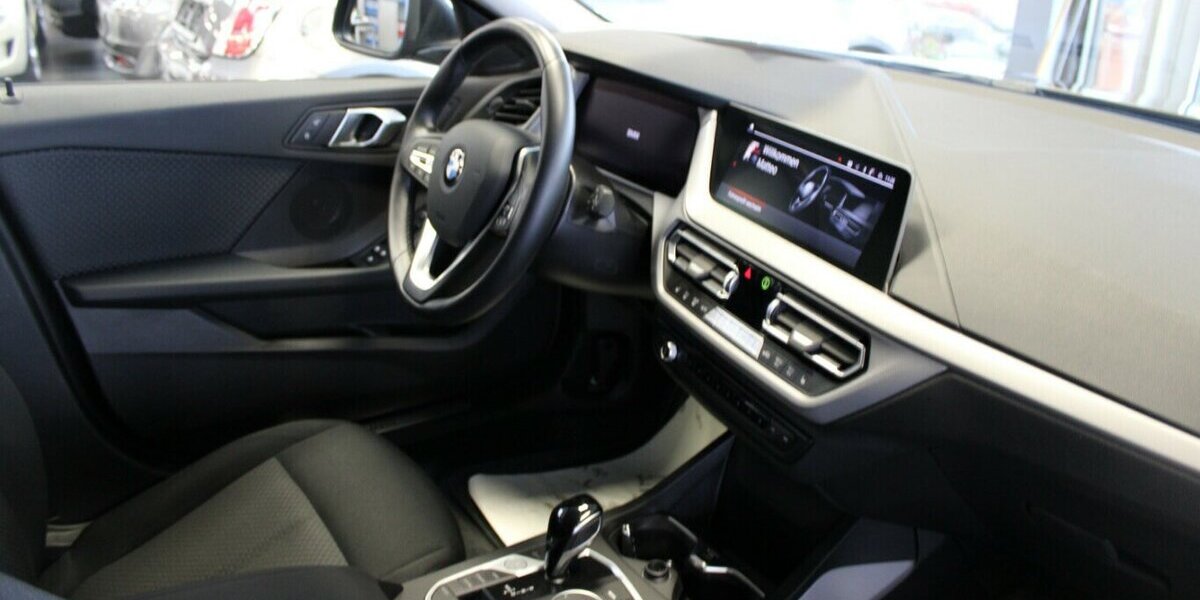 BMW 120 120d xDrive Aut. Advantage 26.950 km 27.980 &euro; Euskirchen 53881