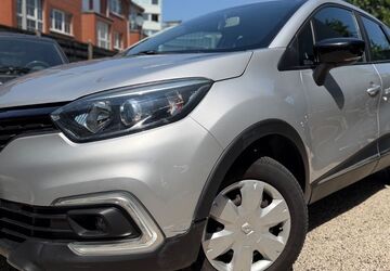 Renault Captur 93.000 km 7.950 &euro; Köln 50674