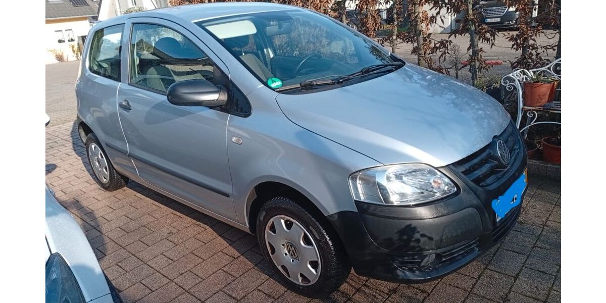 VW Fox 98.000 km 2.750 &euro; Köln 50858