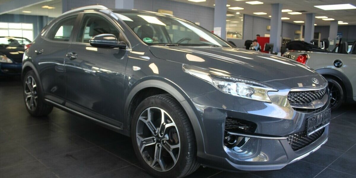Kia XCeed 1.6 CRDi Eco-Dynamics 48V Mild Hybrid Platin 71.010 km 16.980 &euro; Euskirchen 53881